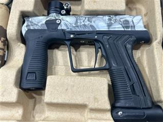 PLANET ECLIPSE PAINTBALLN MARKER ETHA 3, SKULLS - IN BOX